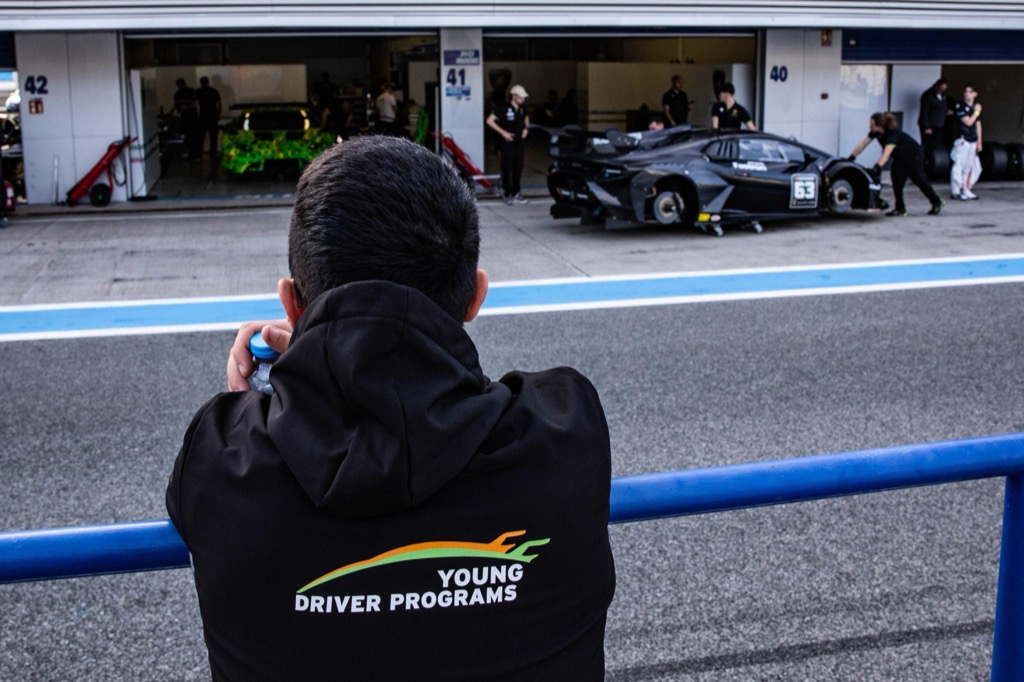 Silas Rytter optaget i Lamborghini Young Driver Program.
(Foto: Lamborghini Media)